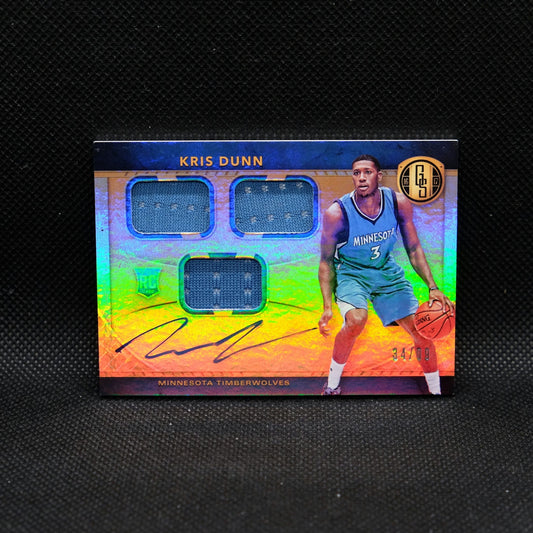 2016-17 Kris Dunn Gold Standard Rookie Patch Auto /49
