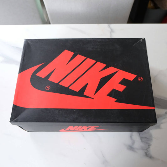 New - Nike Air Jordan 1 Retro High Hyper Royal Smoke Grey US Size 15 Mens 555088-402