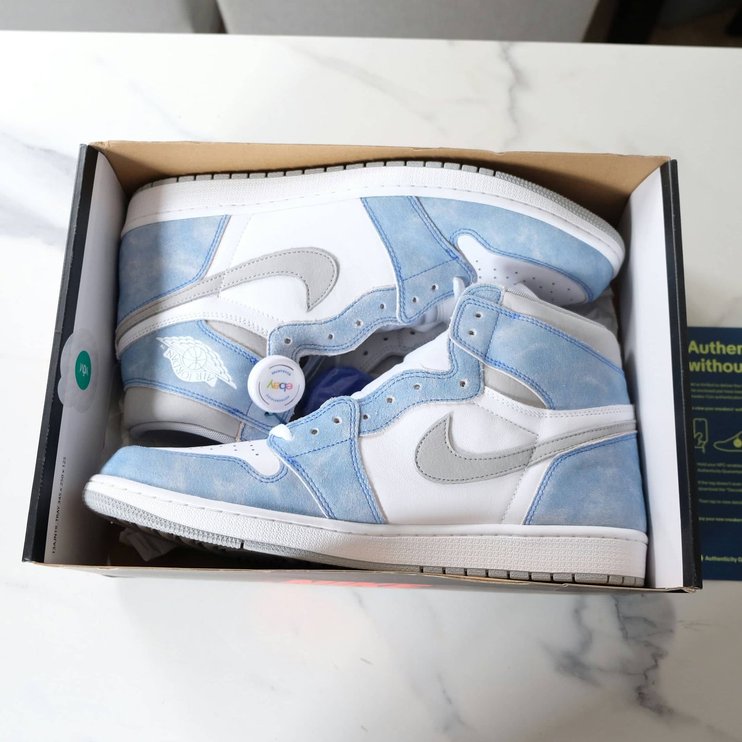 New - Nike Air Jordan 1 Retro High Hyper Royal Smoke Grey US Size 15 Mens 555088-402