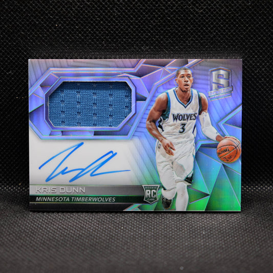 2016-17 Kris Dunn Spectra Rookie Patch Auto /300