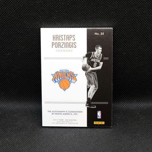2016-17 Kristaps Porzingis Noir On Card Auto /99