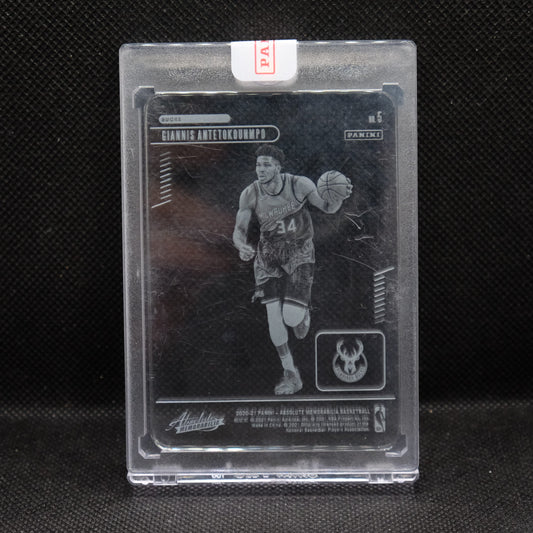 2020-21 Giannis Antetokounmpo Absolute Memorabilia #5 Glass SSP