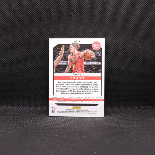 2019-20 Trae Young Obsidian #7 Purple /75