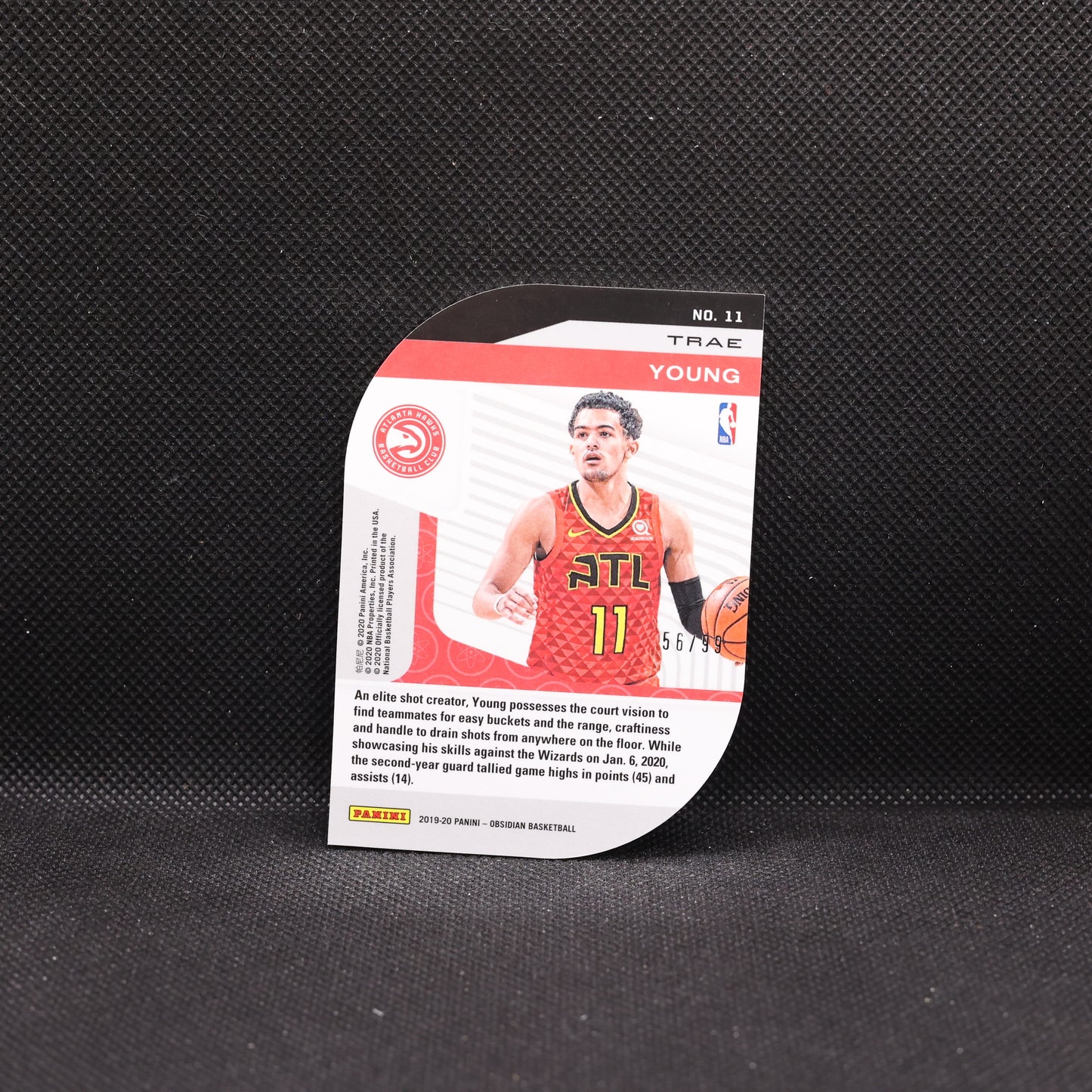 2019-20 Trae Young Obsidian #11 Atomic /99