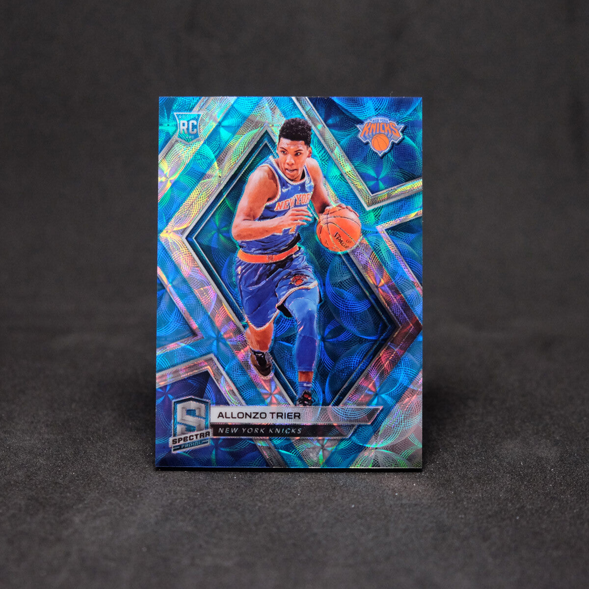 2018-19 Allonzo Trier Select - Neon Blue Prizm Rookie Card /75