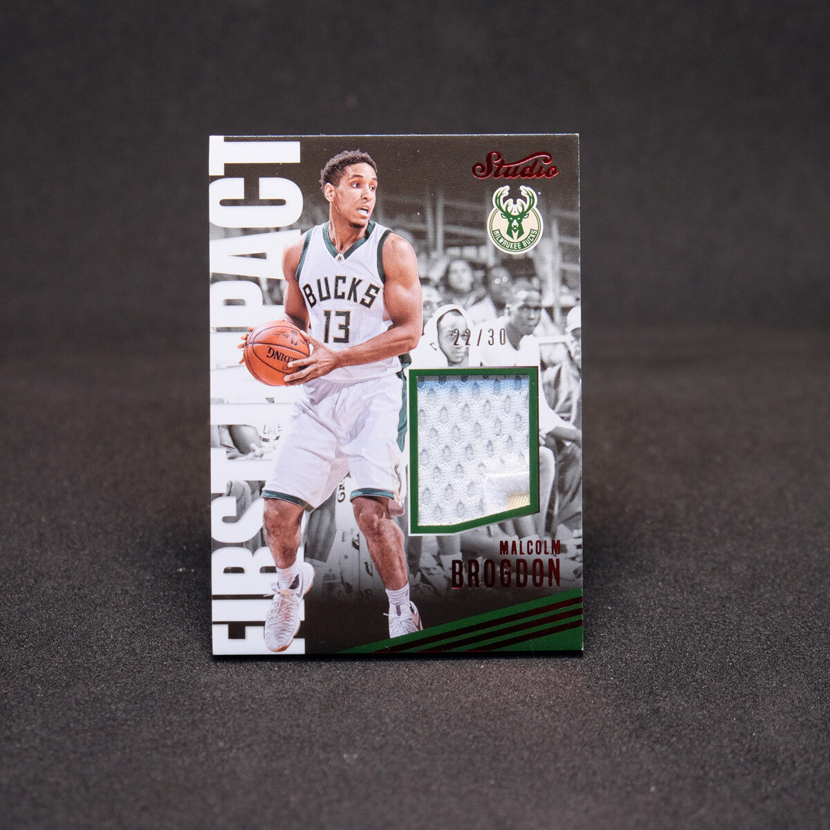 2016-17 Malcolm Brogdon - Studio First Impact Rookie Patch Red /30