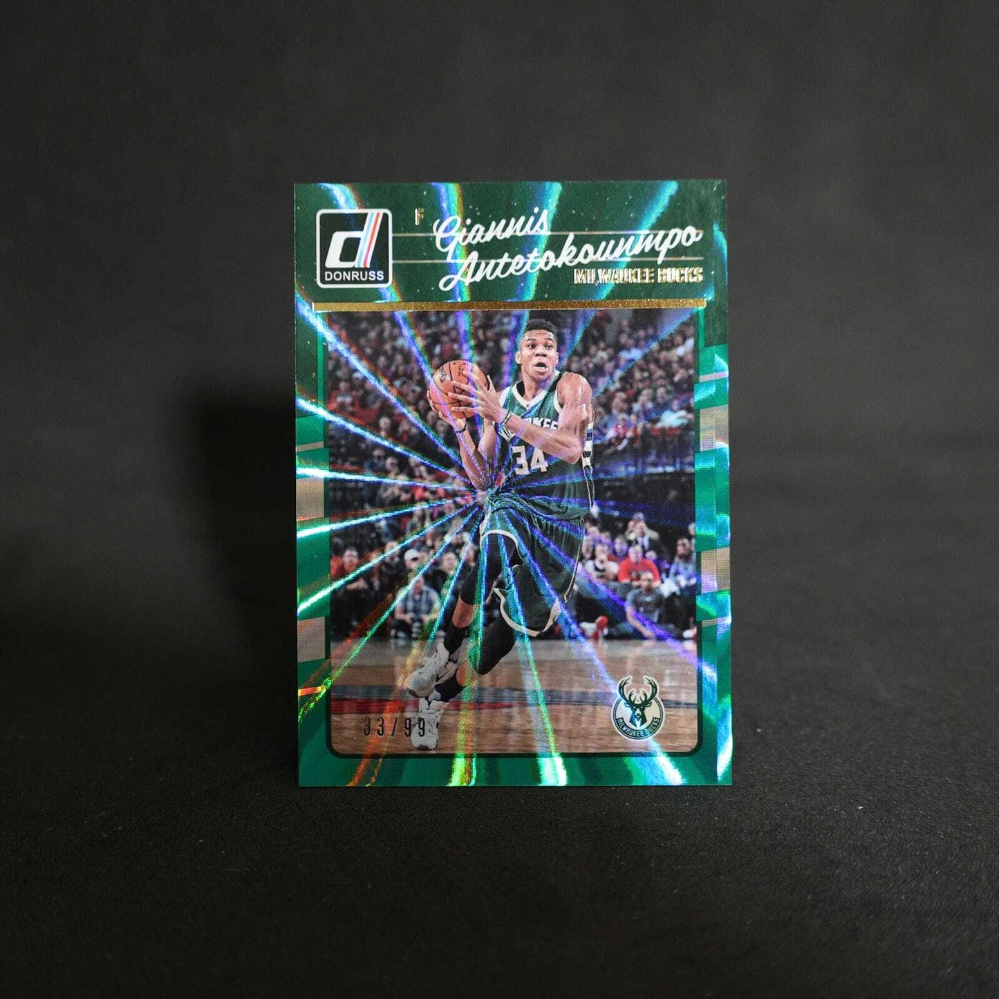 2016-17 Giannis Antetokounmpo Donruss #5 Green Laser /99