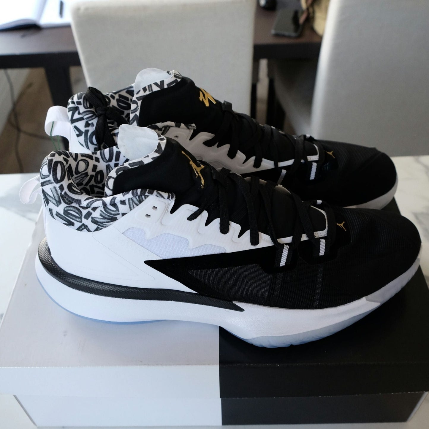 Jordan Zion 1  Black/White-Metallic Gold DA3130-002 US Size 14