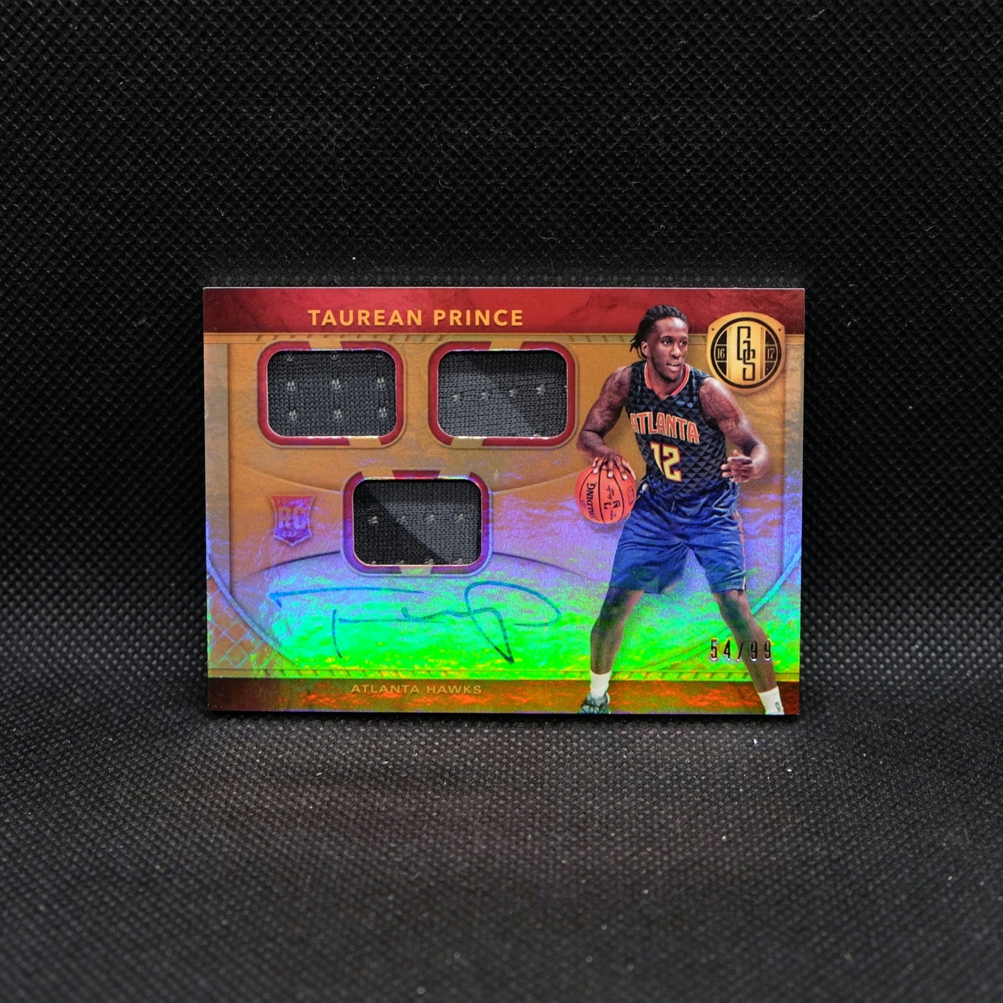 2016-17 Panini Gold Standard Taurean Prince Rookie Jersey Autograph /99