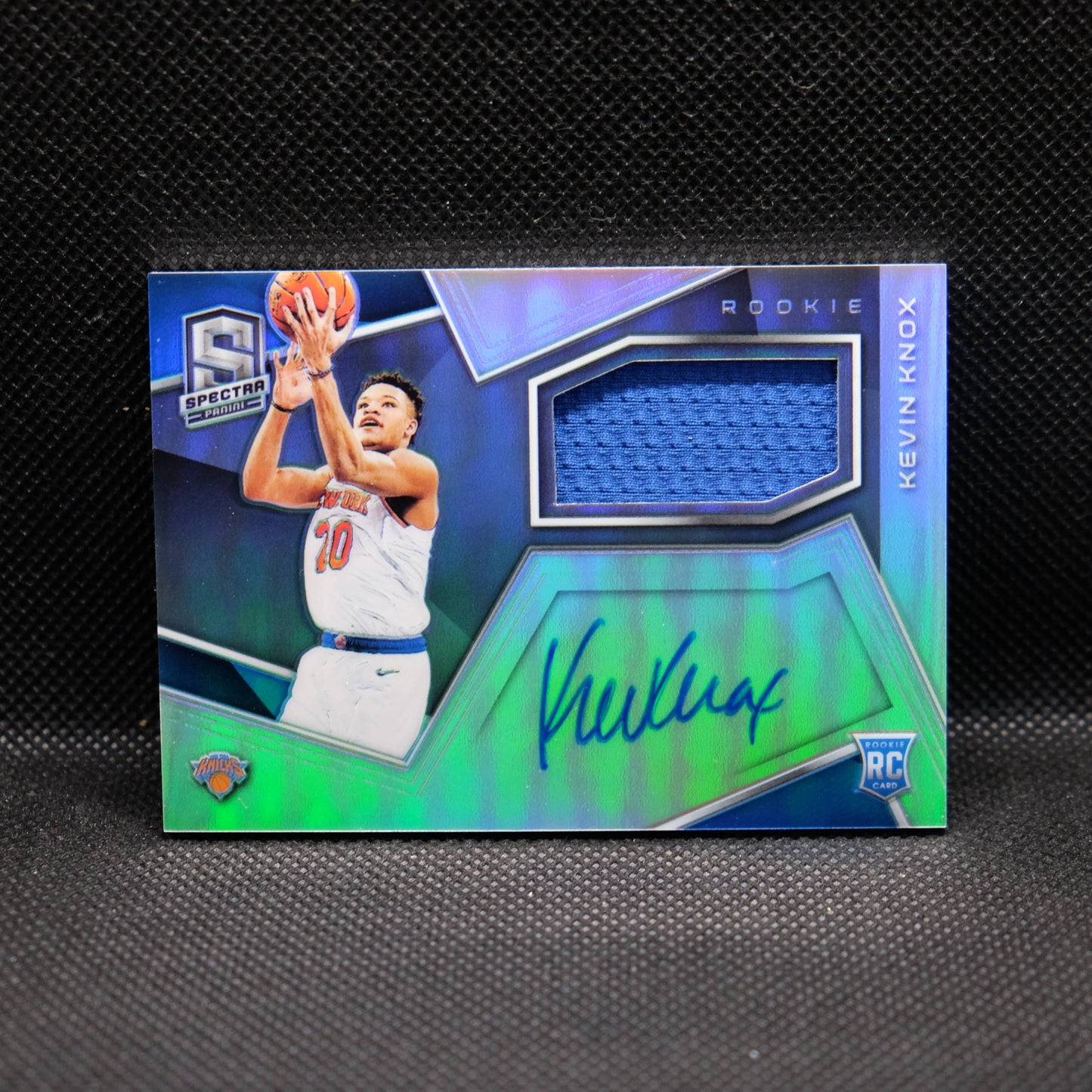 2018-19 Kevin Knox Spectra Rookie Patch Autograph /299