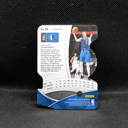 2020-21 Kristaps Porzingis Spectra #23 Die Cut Universal Prizm /8