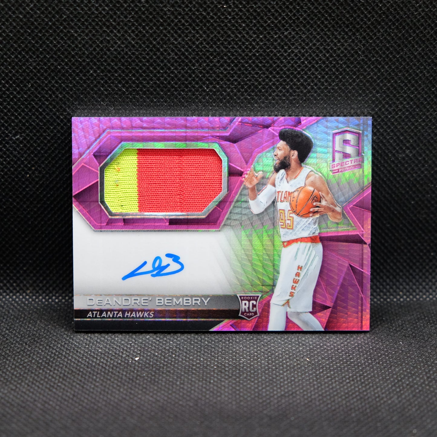 2016-17 DeAndre' Bembry Spectra Pink Prizm Rookie Patch Auto /45