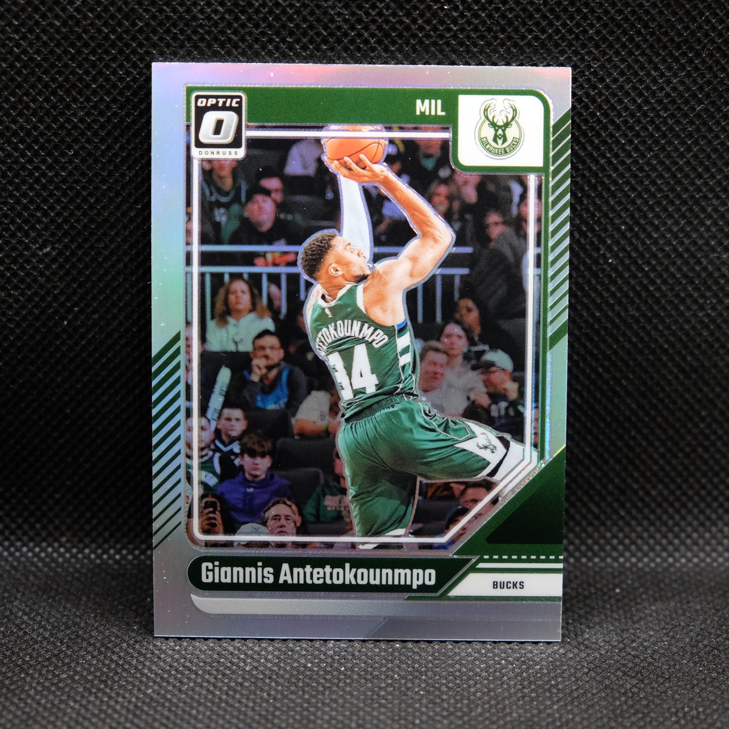 2024-24 Giannis Antetokounmpo Donruss Optic #176 Silver Prizm