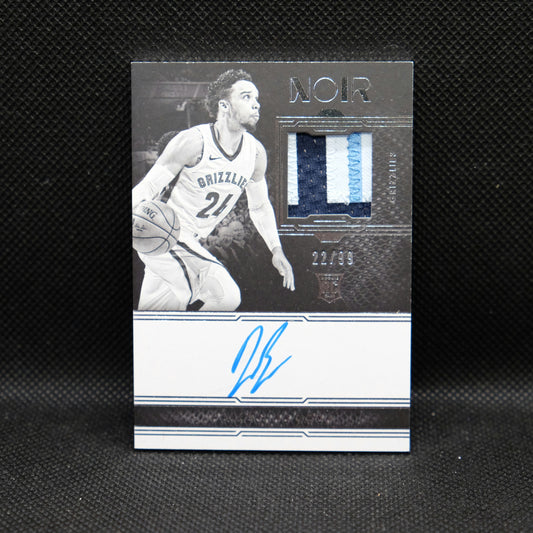 2017-18 Dillon Brooks Noir Rookie Patch Auto /99