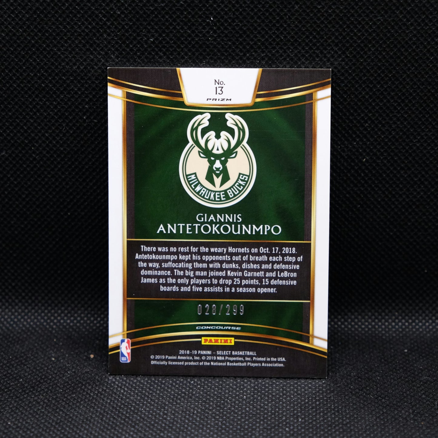2018-19 Giannis Antetokounmpo Select Light Blue Prizm /299