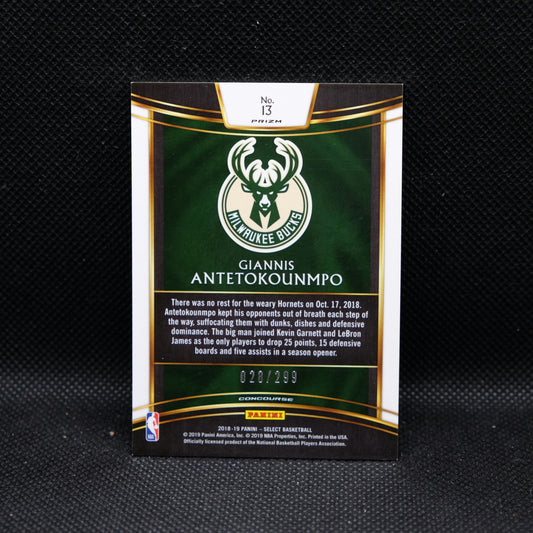 2018-19 Giannis Antetokounmpo Select Light Blue Prizm /299
