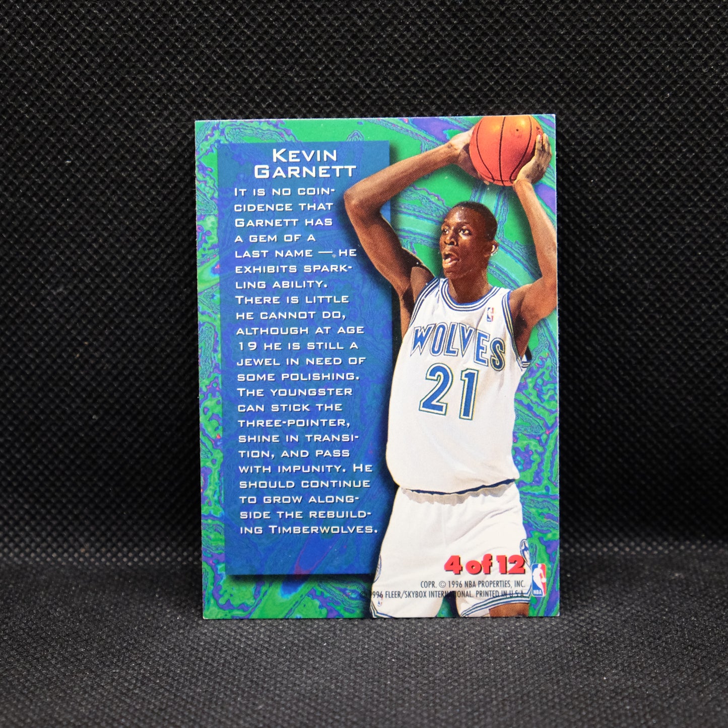 1995-96 Fleer Metal Tempered Steel Kevin Garnett #4 Rookie 4 of 12