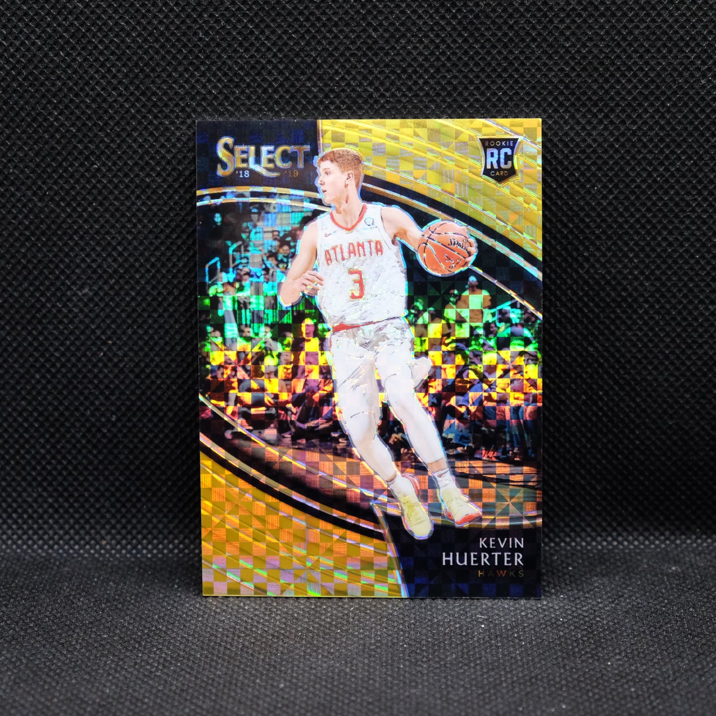 2018-19 Kevin Huerter Select #281 Courtisde Gold Checkerboard Prizm RC /10