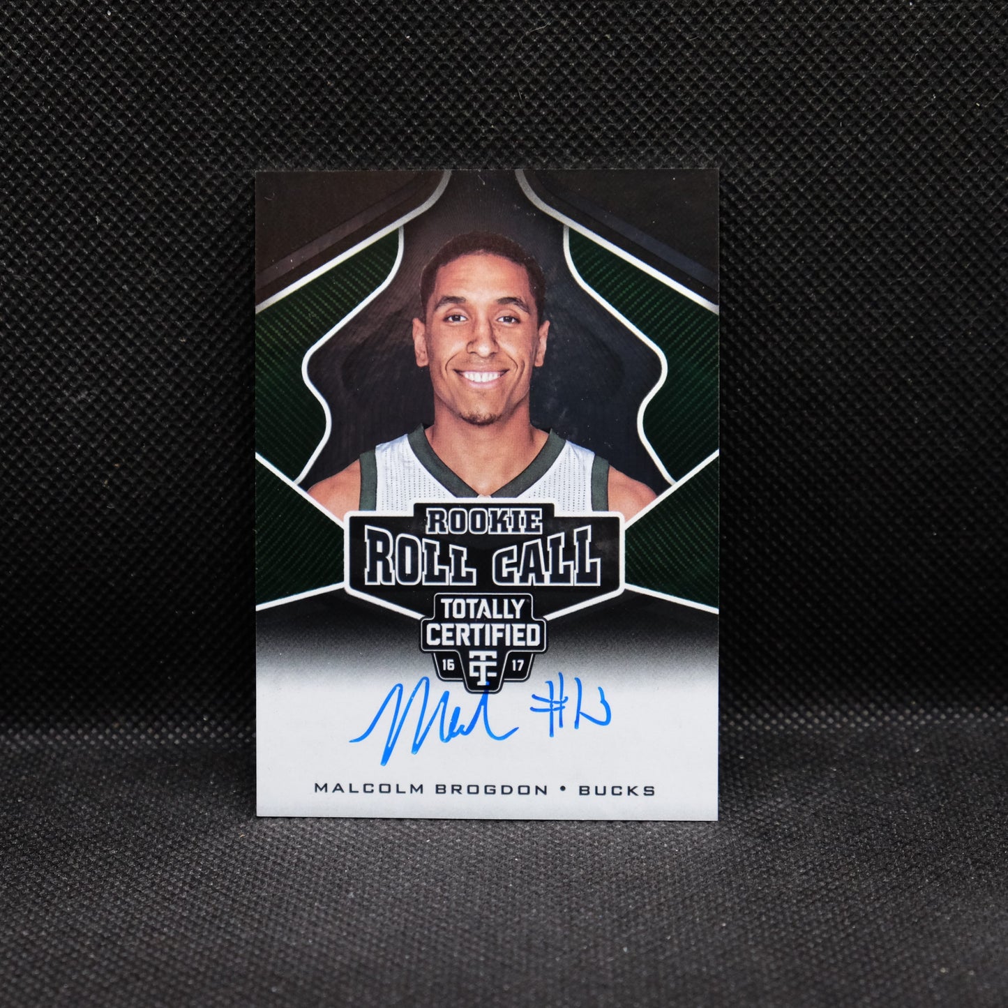 2016-17 Malcolm Brogdon Totally Certified Rookie Roll Call Autograph