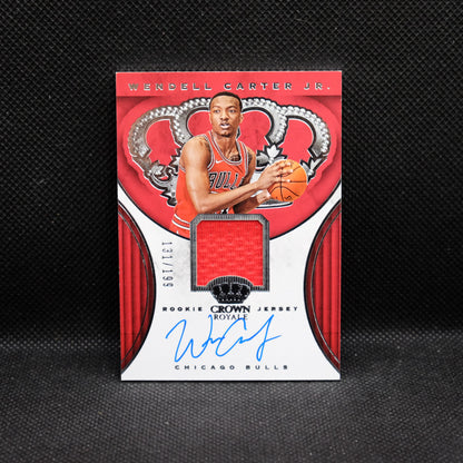 2018-19 Wendell Carter Jr. Crown Royale Rookie Jersey Auto RJA-WCJ /199