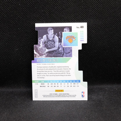 2018-19 Status Kristaps Porzingis #40 Pursuit Die Cut