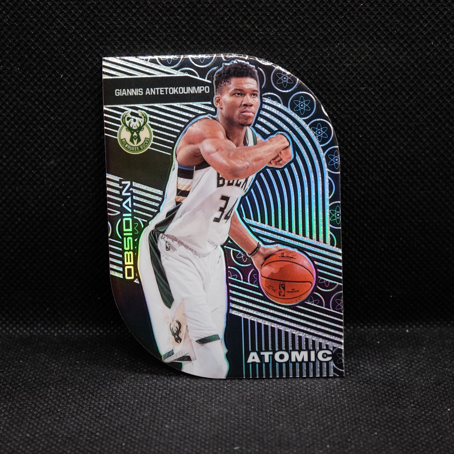 2019-20 Giannis Antetokounmpo Obsidian #35 Atomic /99