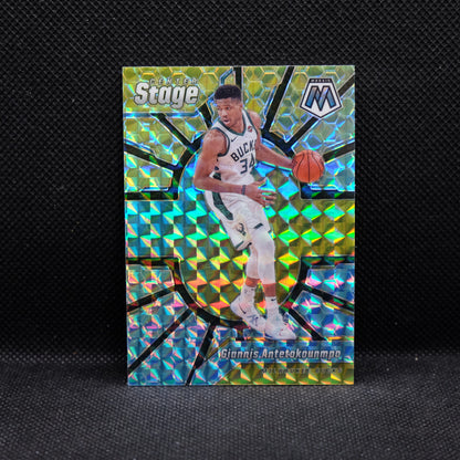 2019-20 Giannis Antetokounmpo Mosaic #24 Center Stage